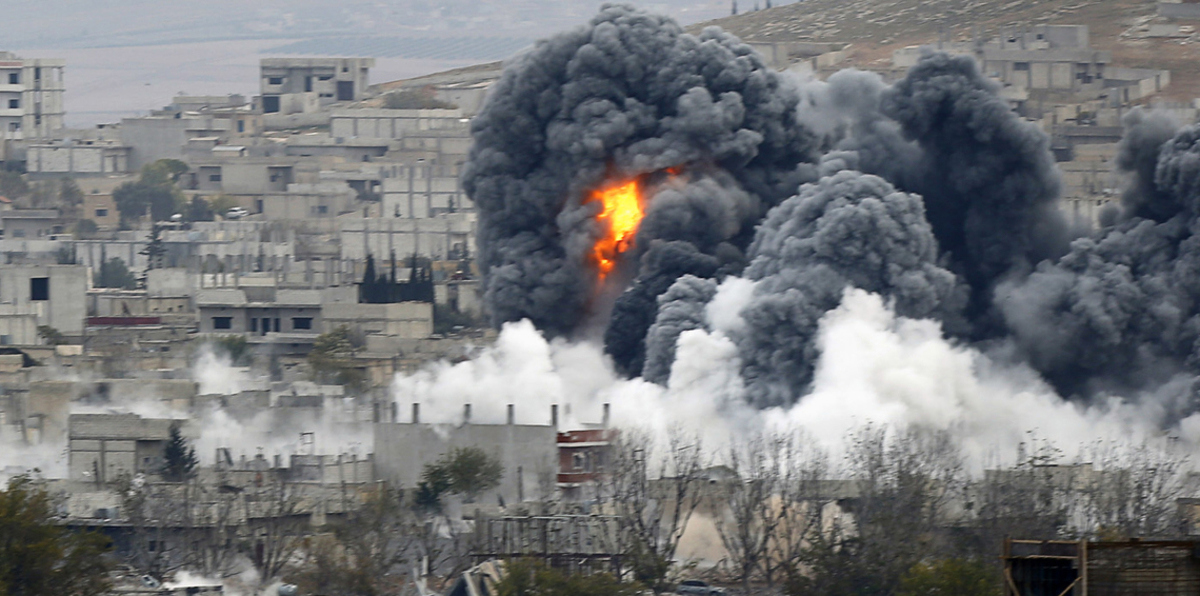 النظام يقصف مدينة نوى بجنوب سوريا وتقارير عن عشرات القتلى
