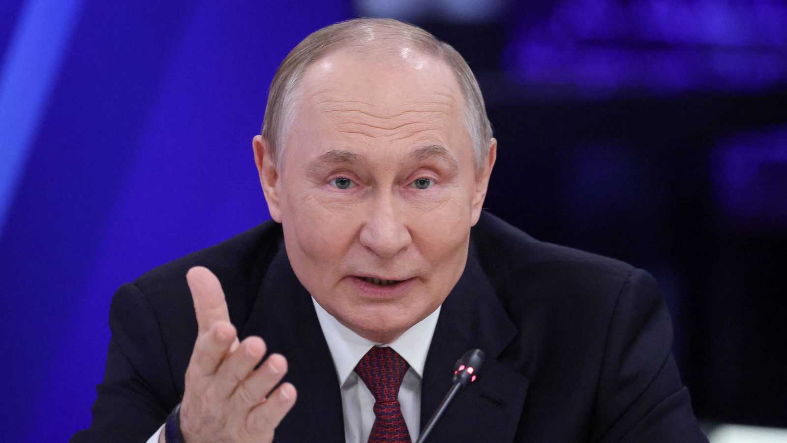 بوتين يفعّل "المرحلة صفر".. روسيا تبدأ استعداداتها لحرب محتملة ضد الناتو