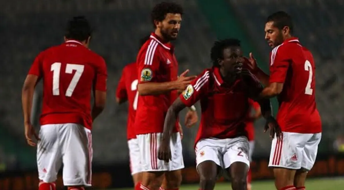 الأهلي يغازل عبدالفتاح السيسي