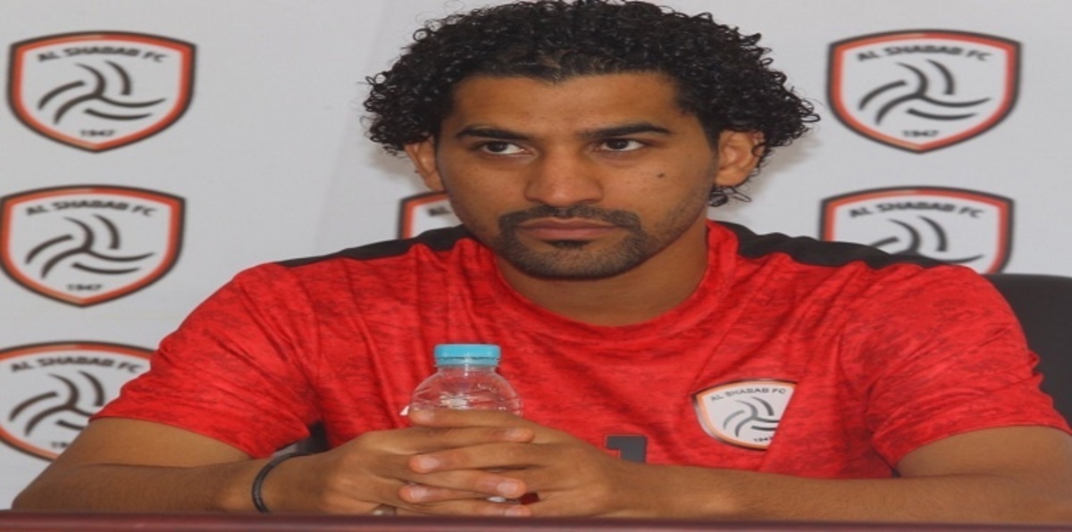 السعودية.. أحمد عطيف يكذّب إدارة الشباب حول الاعتذار