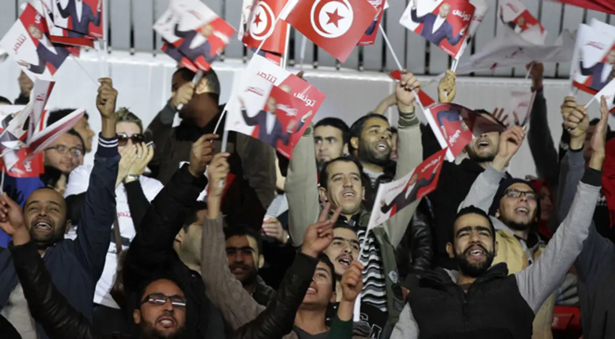 تونس.. السباق نحو قصر قرطاج يطيح بالإخوان