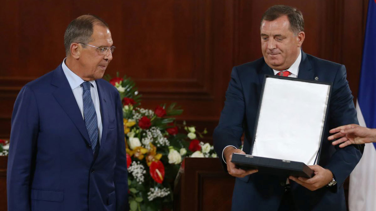 لماذا ستعيد روسيا هدية قدمت للوزير لافروف من قبل زعيم صرب البوسنة؟