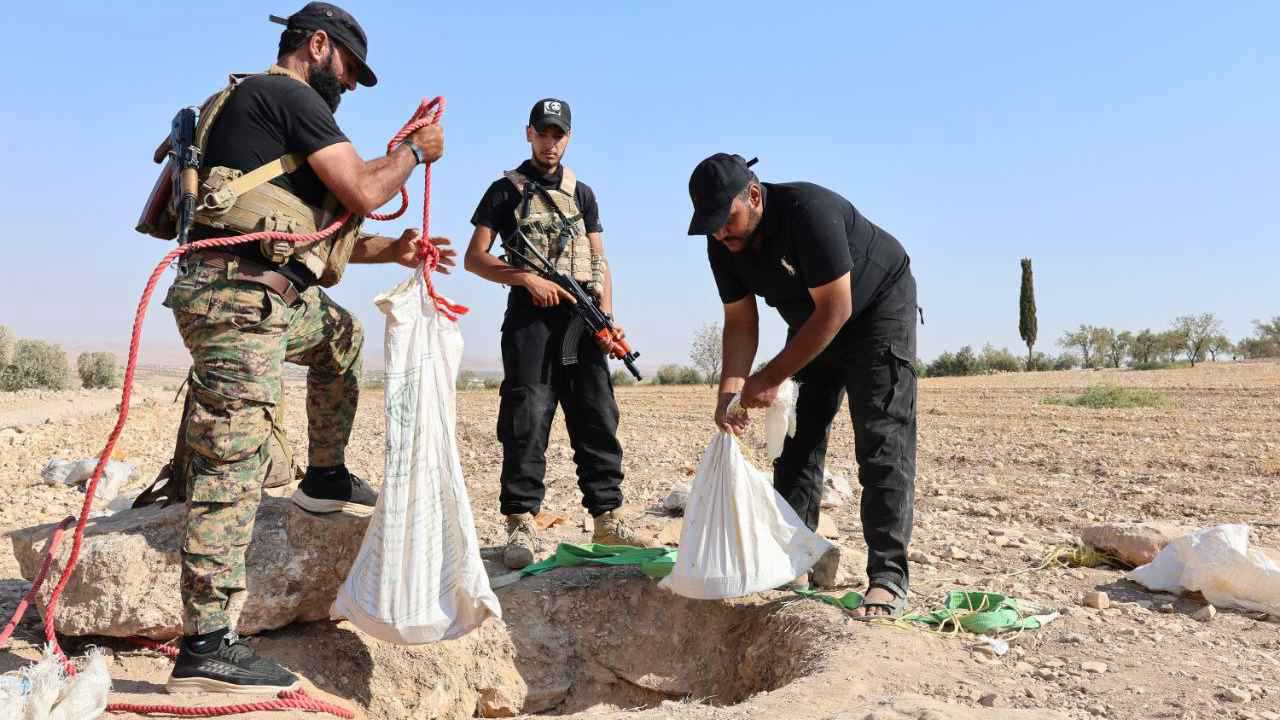 "بئر ألغام".. الأمن السوري يكتشف مفاجأة صادمة في حمص (صور)