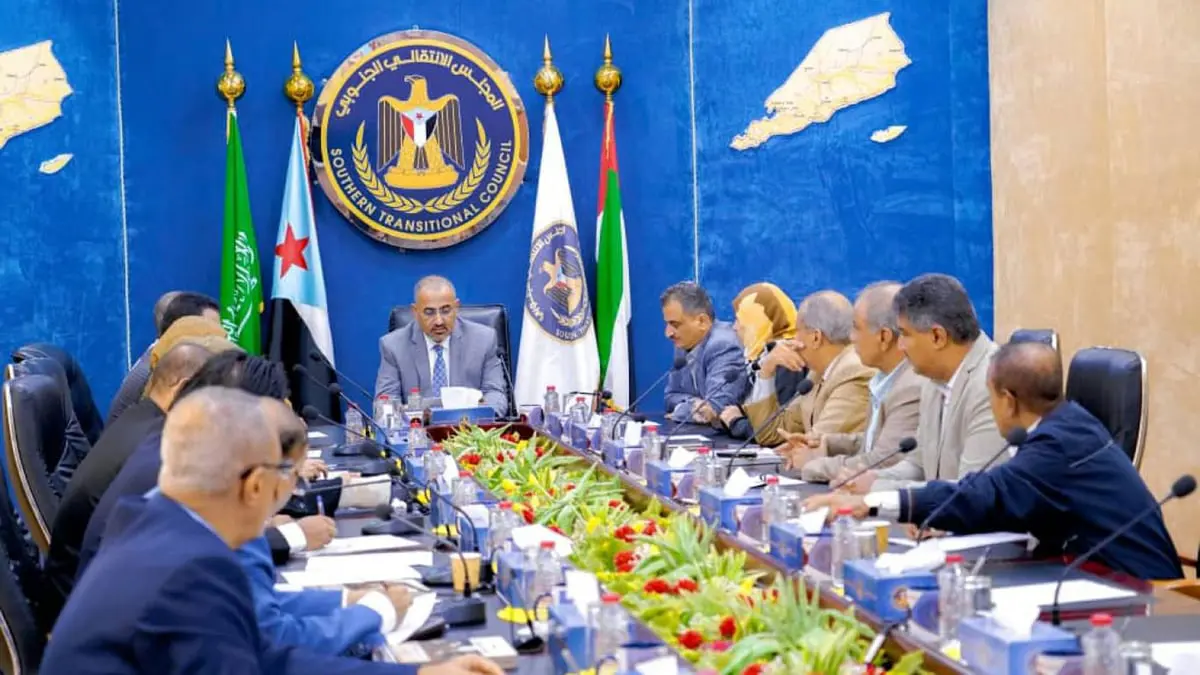 الانتقالي الجنوبي: تعيينات هادي في مصافي عدن وشركة النفط تخالف اتفاق الرياض