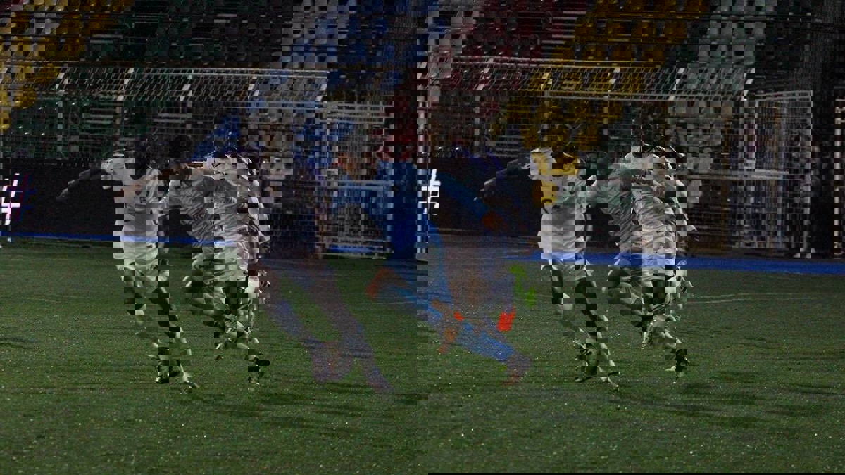 نادي الهلال يحقق فوزًا دراميًا على الباطن ويحلّق في صدارة ترتيب الدوري السعودي (فيديو)