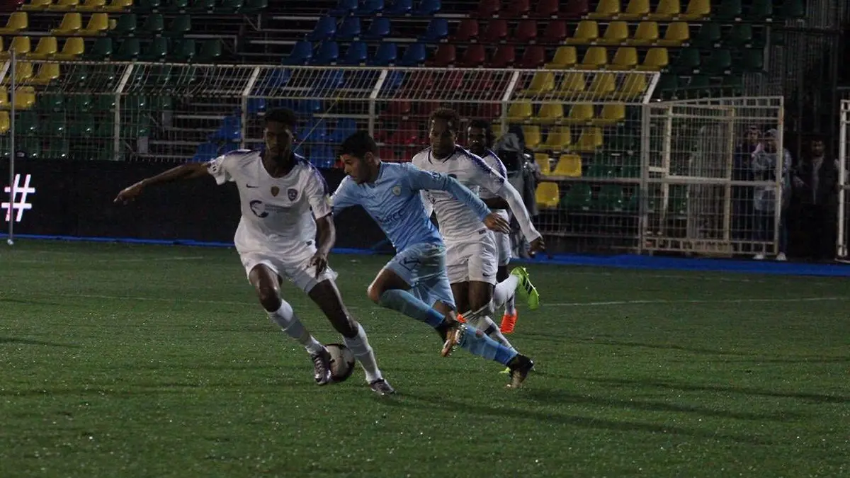 نادي الهلال يحقق فوزًا دراميًا على الباطن ويحلّق في صدارة ترتيب الدوري السعودي (فيديو)