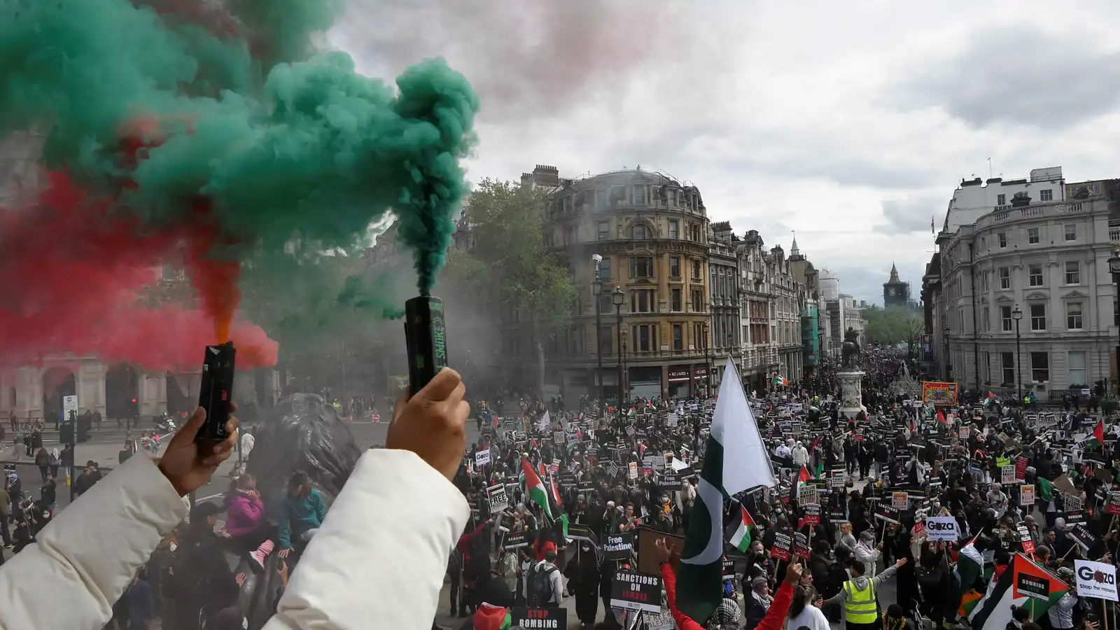 مظاهرات مؤيدة لفلسطين في بريطانيا