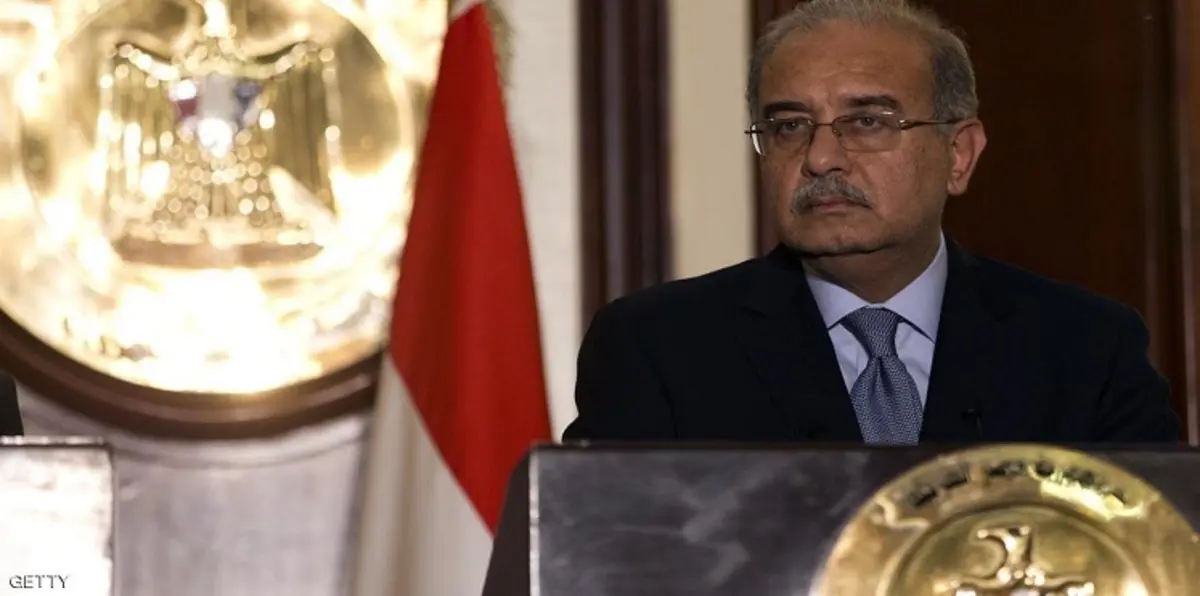 الحكومة المصرية تقدم برنامجها إلى البرلمان