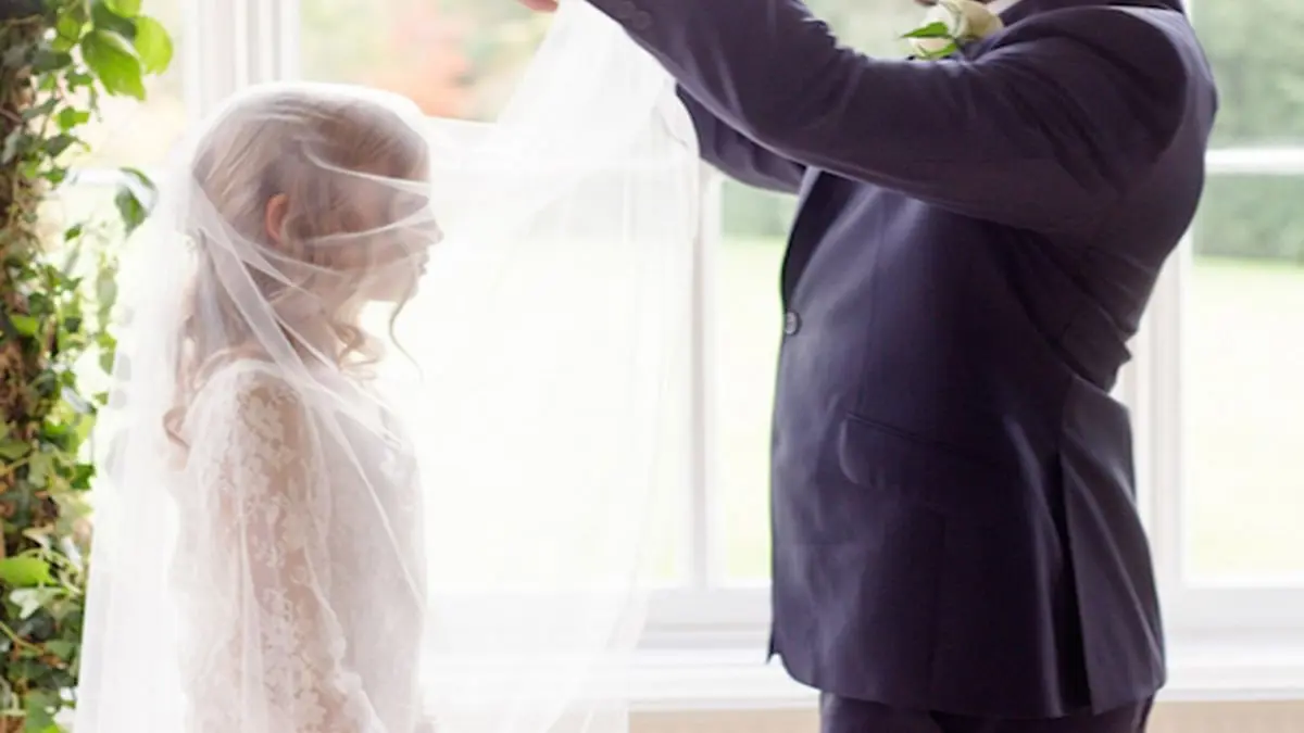 مصر.. القبض على والدي طفل وطفلة أعلنا خطوبتهما