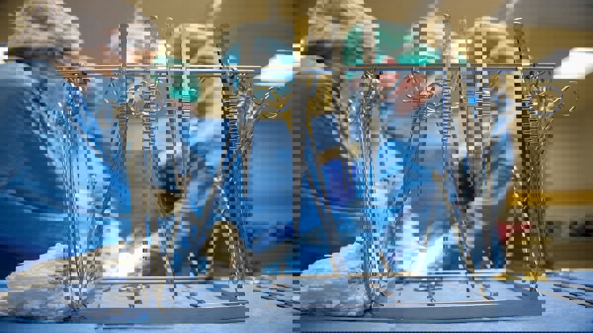 "حقنة مخدر" تقتل فتاة مصرية أثناء عملية تكميم معدة