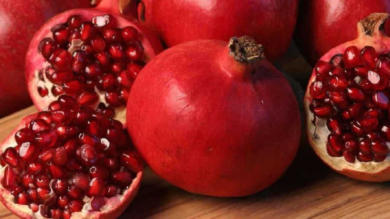 وصل للمستشفى متأخرا.. وفاة طفل اختناقًا بحبة رمان