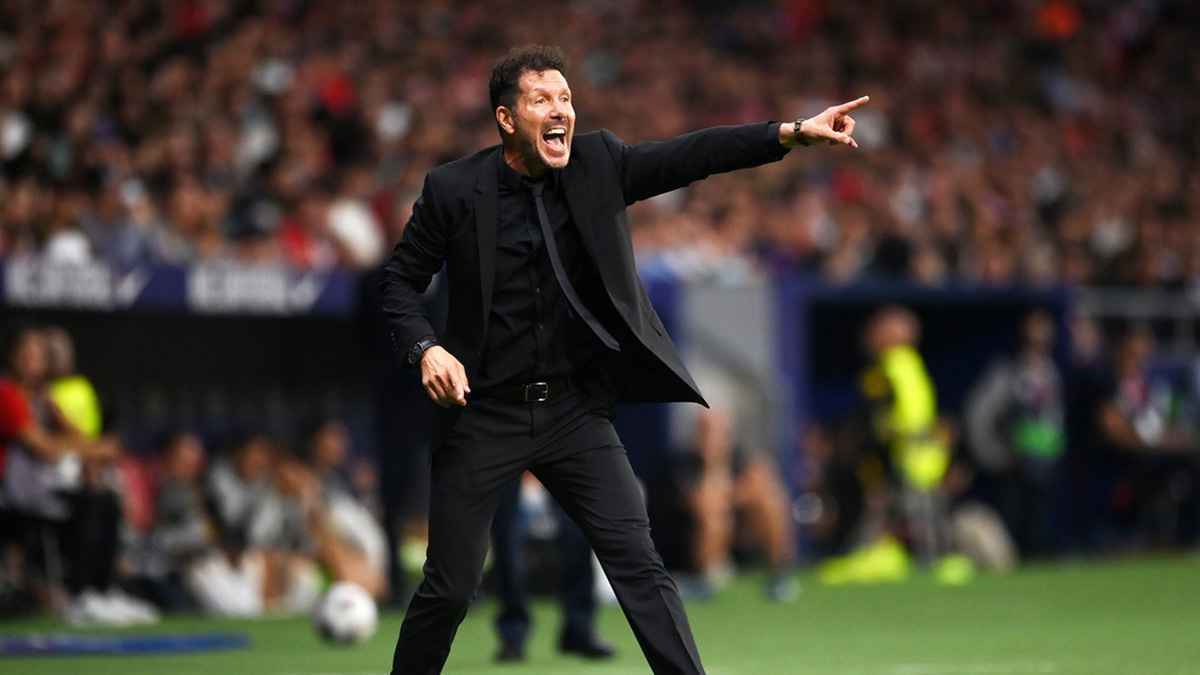 1 ضد 11.. ماذا قدم سيميوني أمام طابور مدربي برشلونة؟