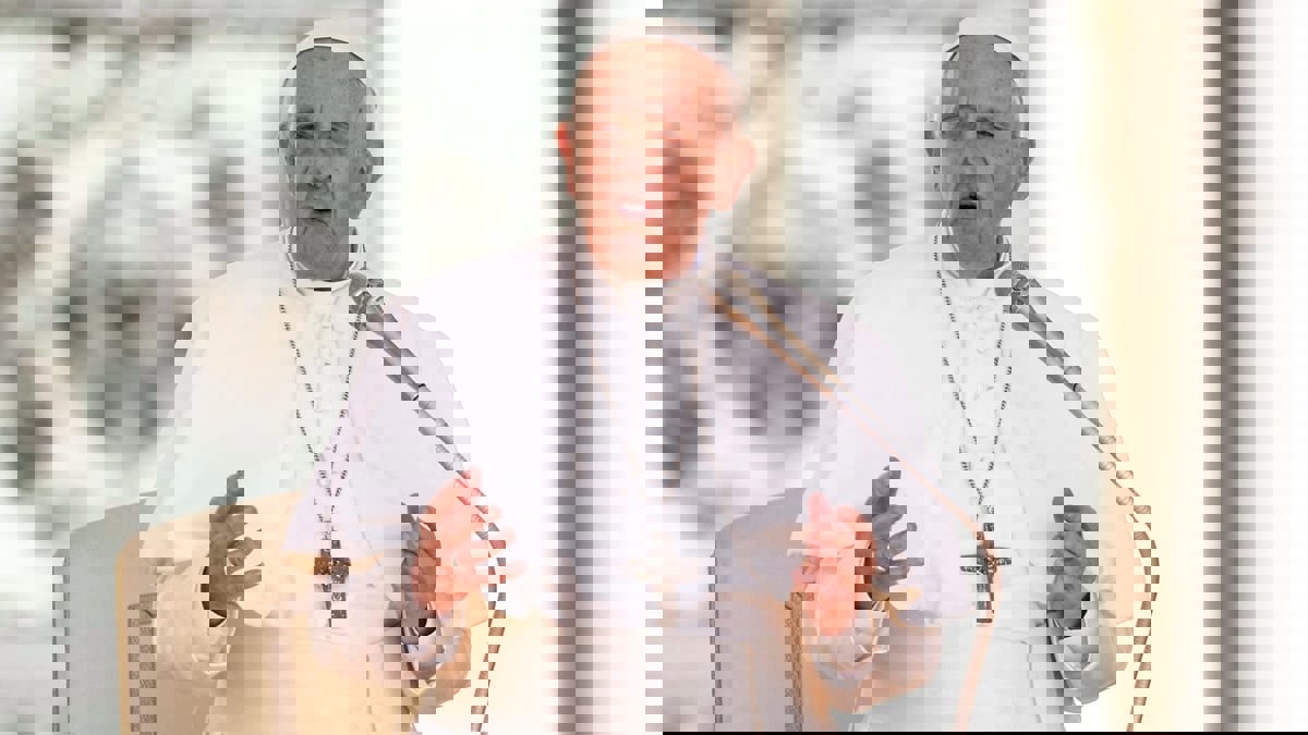 البابا فرنسيس يتلو صلاة التبشير الملائكي من مقر إقامته بسبب إصابته برشح