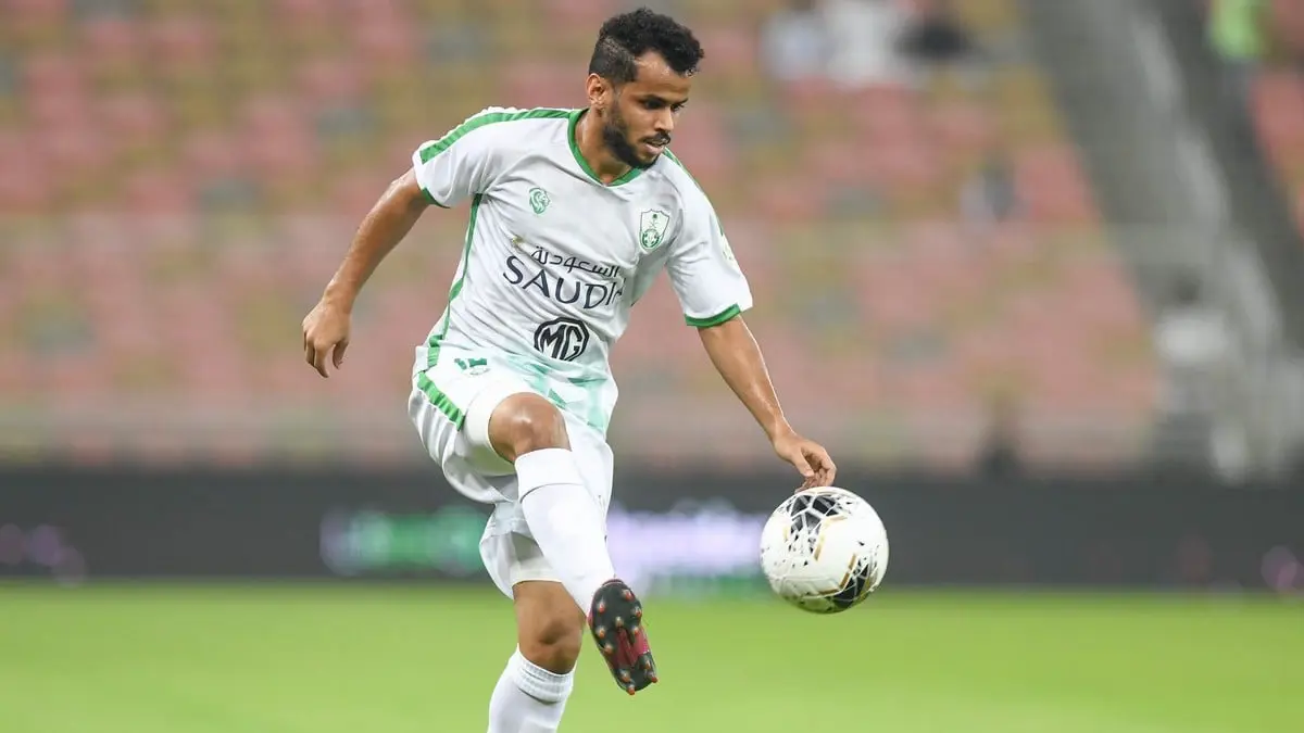 والد عبدالفتاح عسيري: لم نتفاوض مع أي ناد ولن نسمح بذلك