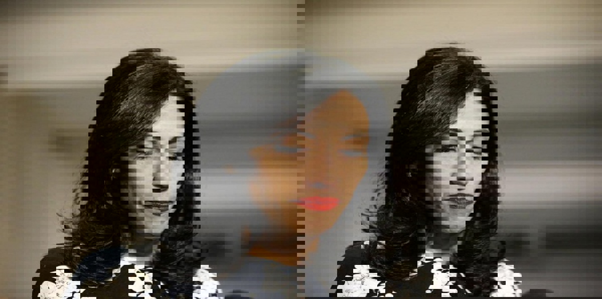 مستشار ترامب: مساعدة كلينتون هُما عابدين قد تكون جاسوسة للسعودية