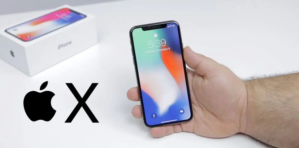 "آيفون X" الأكثر مبيعًا للهواتف الذكية في العالم
