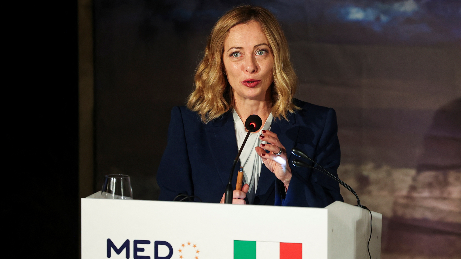 فضيحة تجسس "مرعبة" تطال ميلوني.. ما علاقة "المافيا"؟