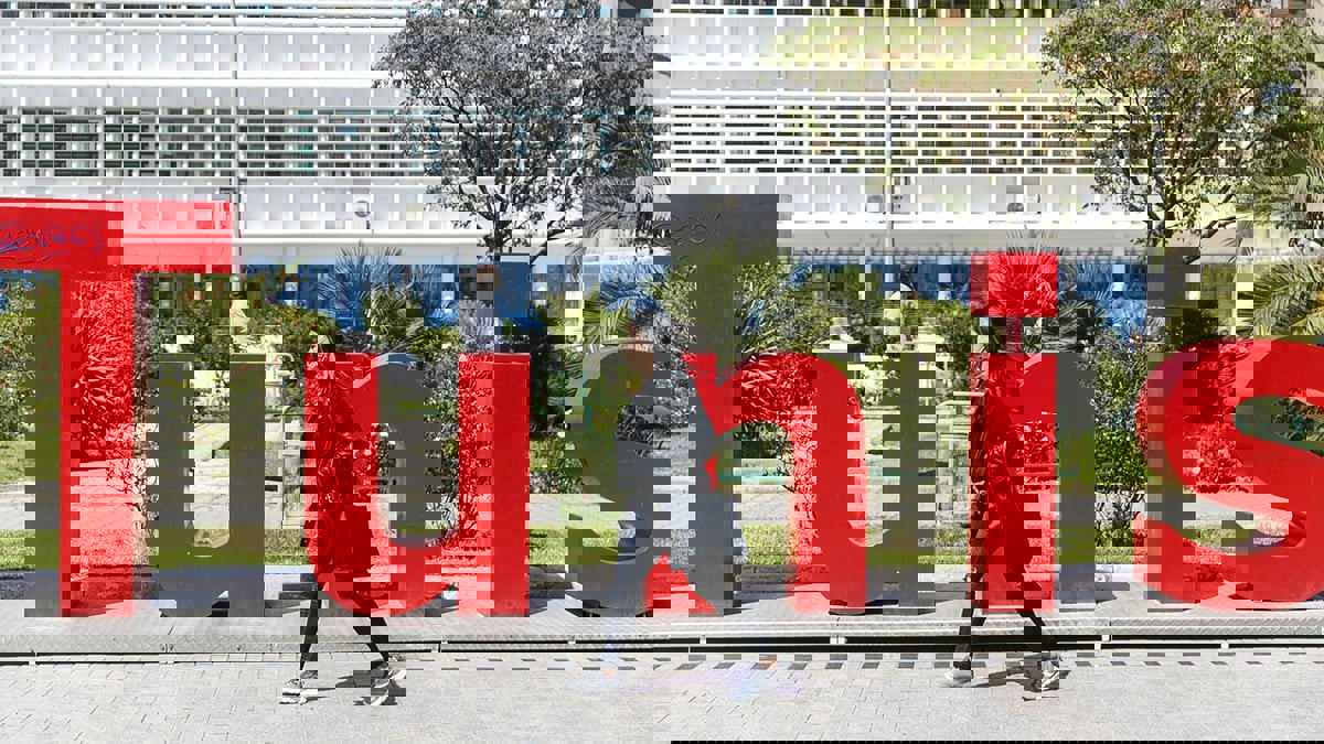 وثيقة: تونس تخطط لرفع أسعار الوقود والكهرباء وفرض ضرائب جديدة