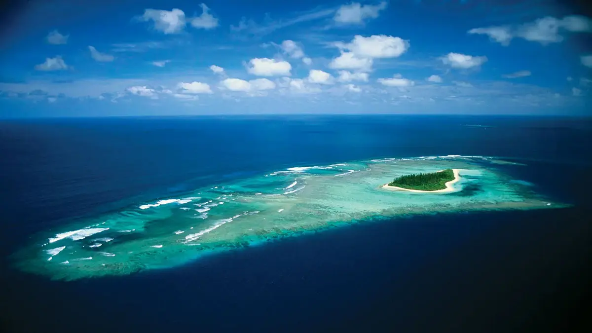 بعد زلزال عنيف.. رفع حالة الإنذار بحدوث تسونامي بكاليدونيا