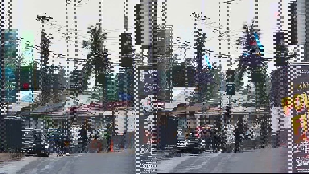 سيراليون تصد هجوم جنود منشقين على ثكنات في فريتاون