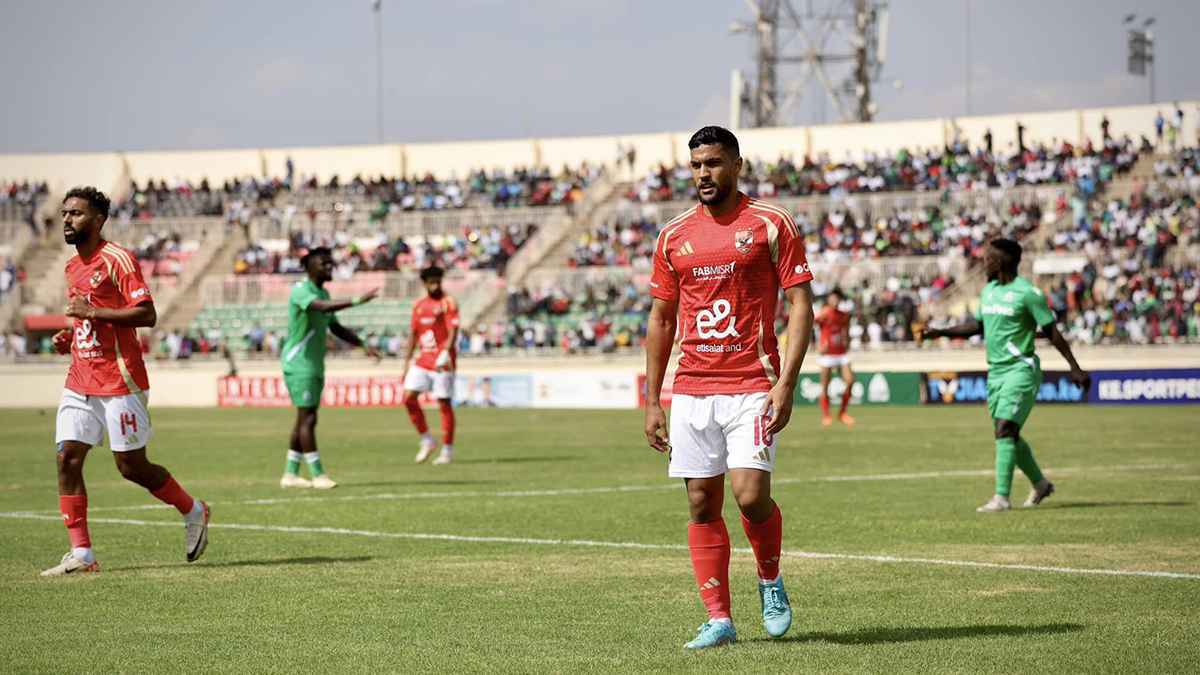 رسميا.. الأهلي المصري يعلن رحيل المغربي "عطية الله"