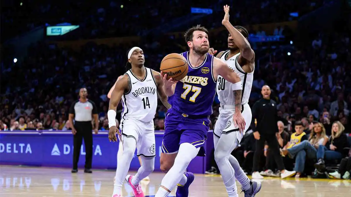 NBA.. دونتشيتش يحرز 41 نقطة في فوز ليكرز الساحق على نتس