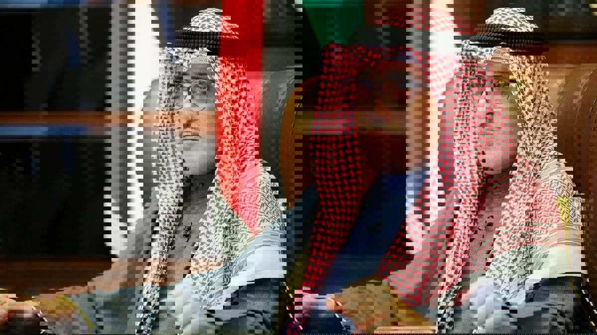 من هو وزير الخارجية الكويتي أحمد ناصر المحمد الصباح؟