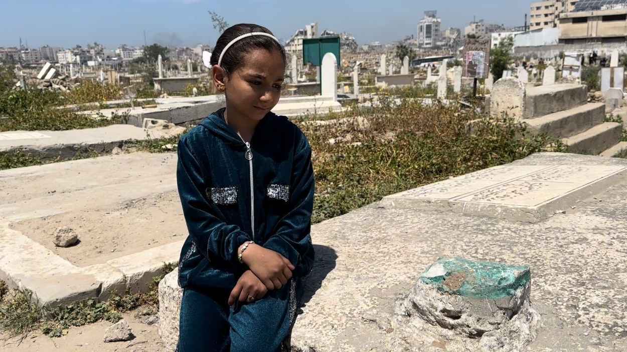 6 أيام تحت الأنقاض .. "ريماس" الناجية الوحيدة من قصف إسرائيلي بغزة