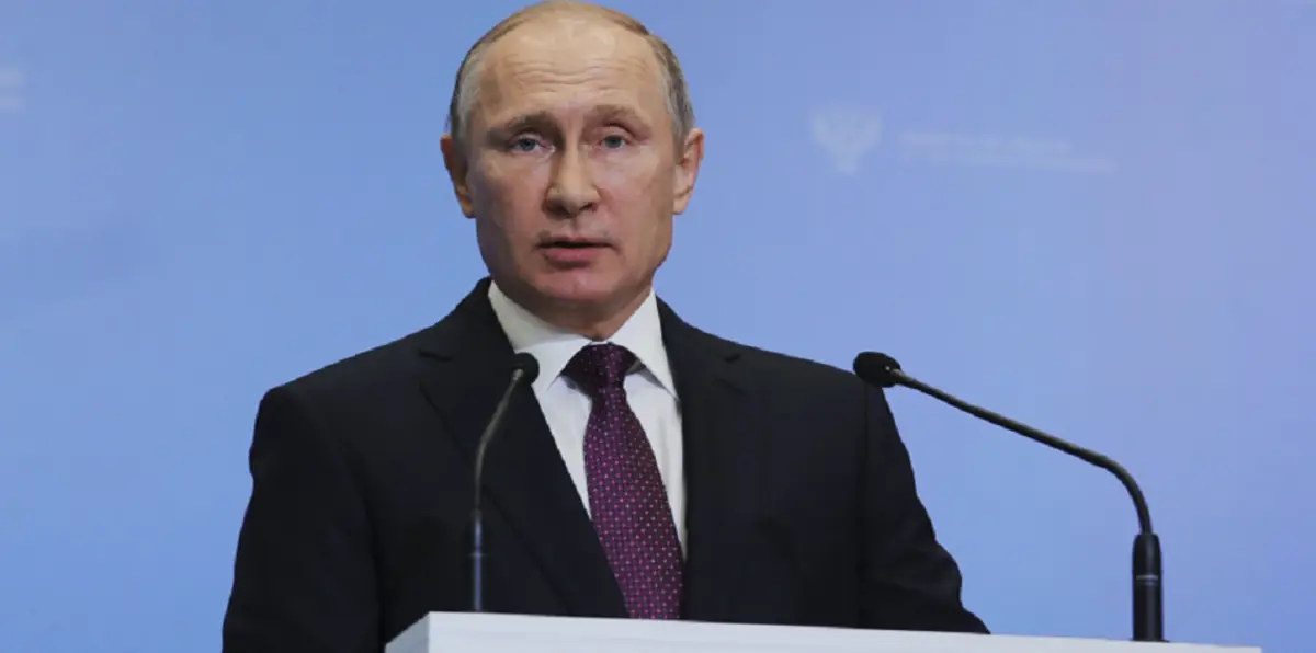 بوتين يشكك مجددًا في الاتهامات بالتدخل في الانتخابات الرئاسية الأمريكية