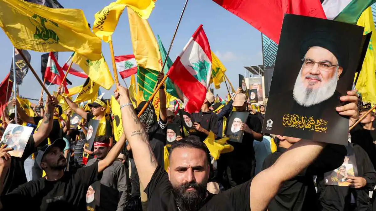 غطاء متآكل وضغط متصاعد.. حزب الله يواجه "أزمة وجودية" قبل اختبار الانتخابات