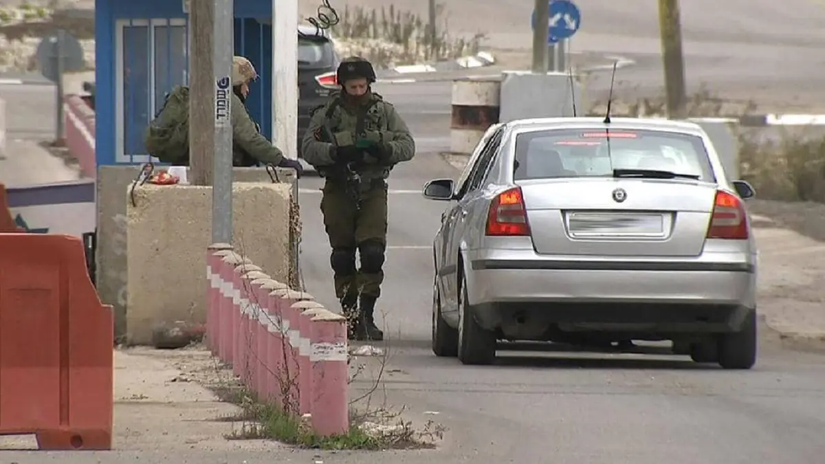 القوات الإسرائيلية تقتل فلسطينيا طعن شرطيا قرب القدس