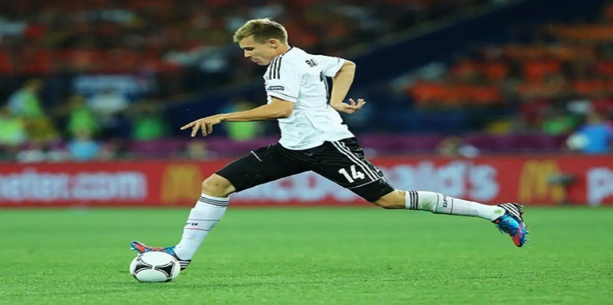 بادشتوبر يأمل في الانضمام لمنتخب ألمانيا في يورو 2016