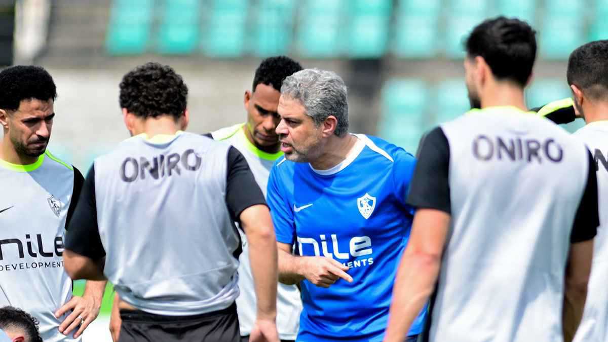 قبل مواجهة بيراميدز.. لاعبو الزمالك يفجرون غضب معتمد جمال 