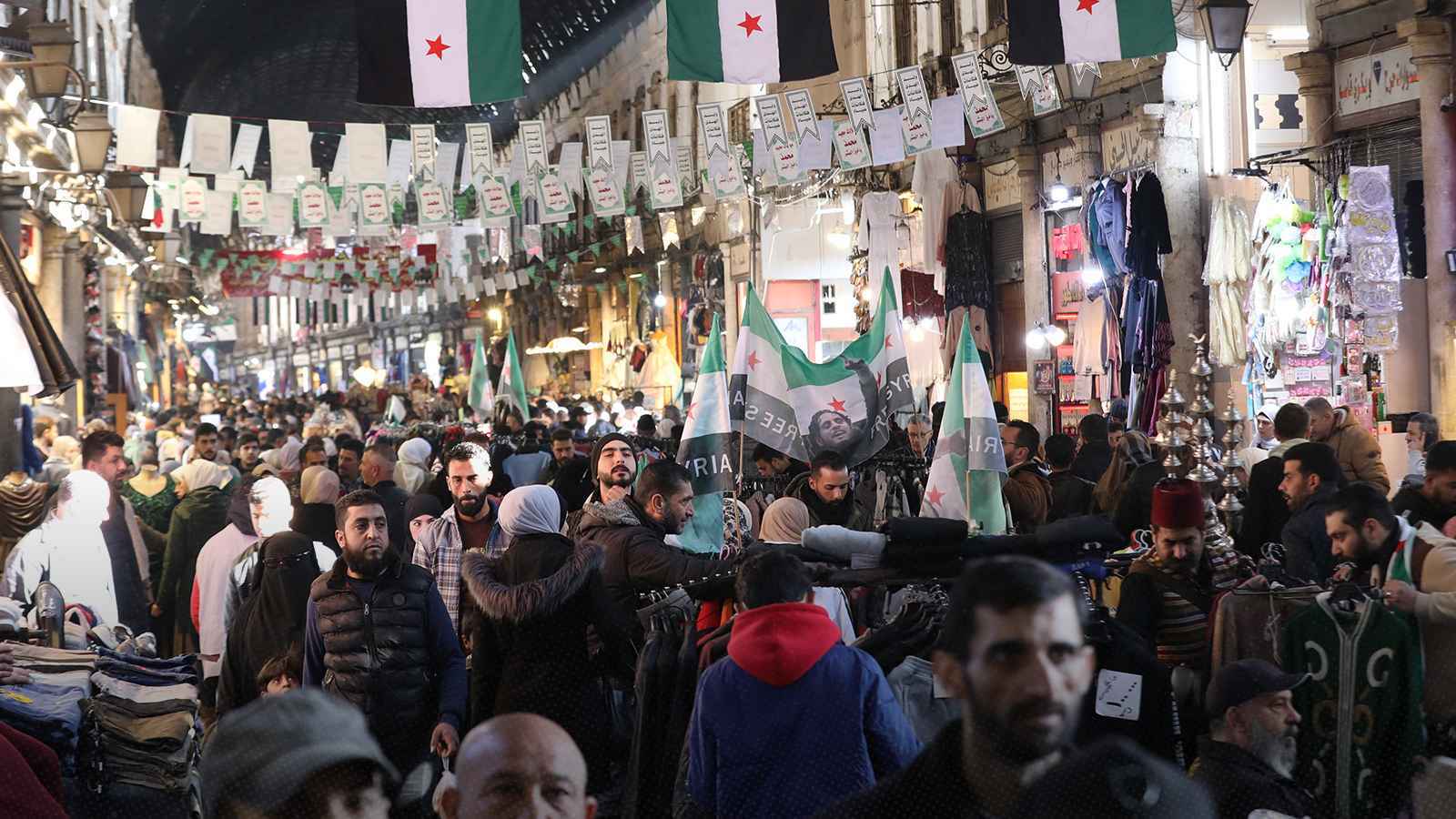 السفارة الأمريكية بدمشق تحث مواطنيها على مغادرة سوريا "فورًا"