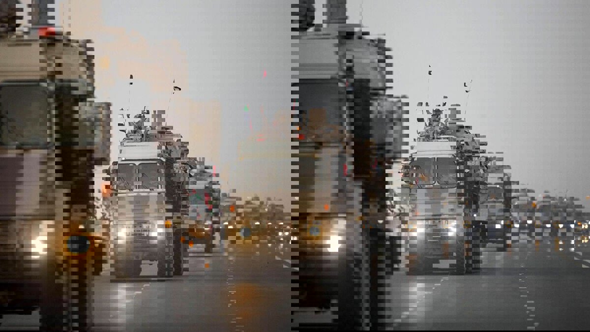 اليمن.. تفجير انتحاري يستهدف رتلا لقوات التحالف العربي بشبوة