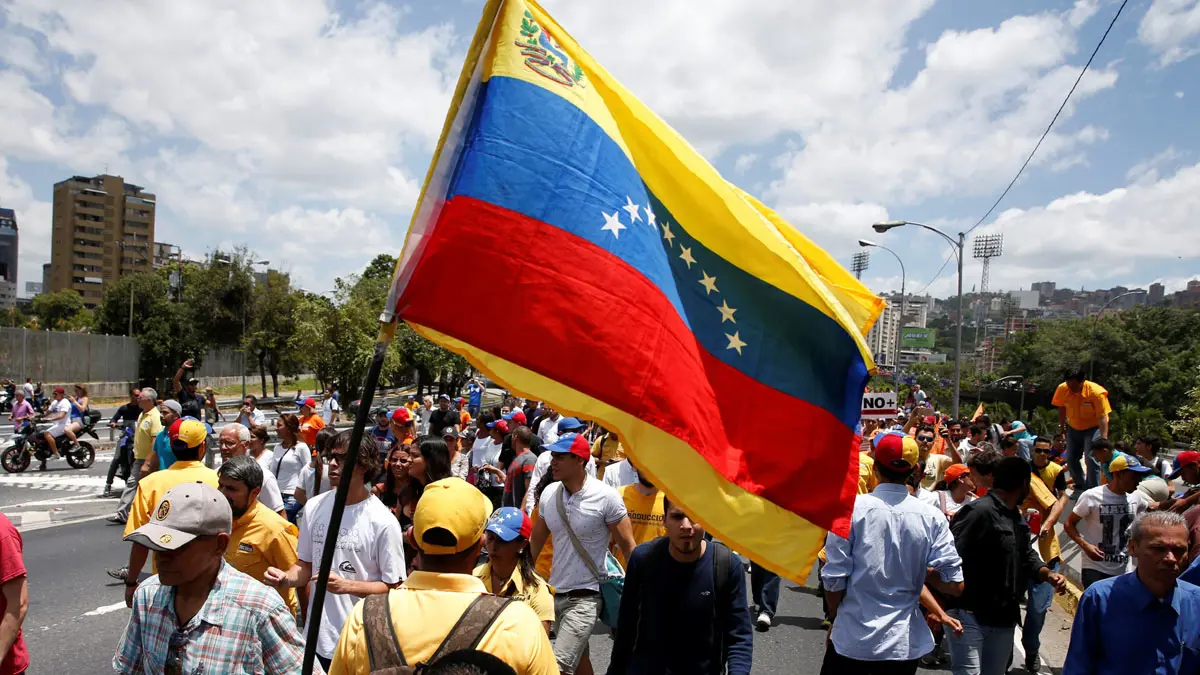 المعارضة الفنزويلية تنظم مسيرات لمواصلة الضغط على مادورو‎