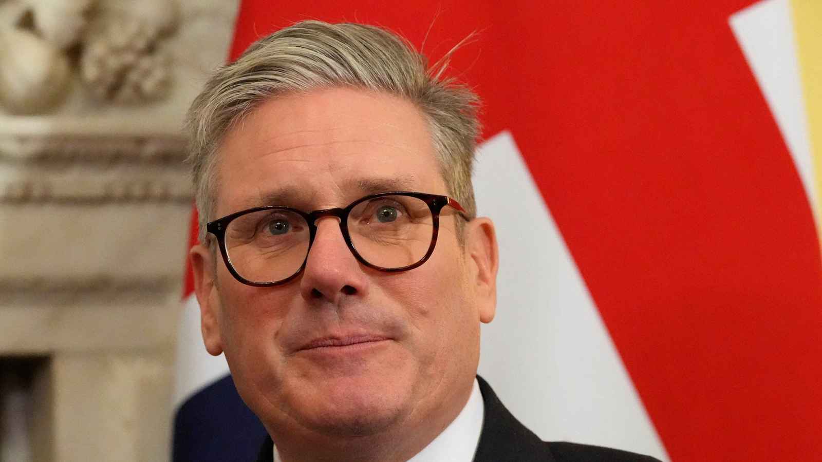 هل ينجح رئيس الوزراء البريطاني في إقناع ترامب بتزويد أوكرانيا بالسلاح؟