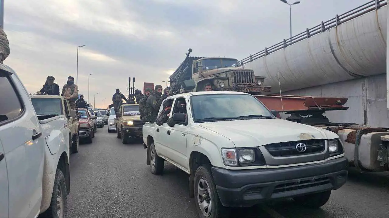 مسلحون موالون للأسد يطلبون التفاوض مع الأمن السوري