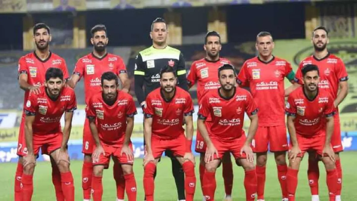 إلقاء قنابل يدوية على حافلة فريق برسبوليس الإيراني (فيديو)