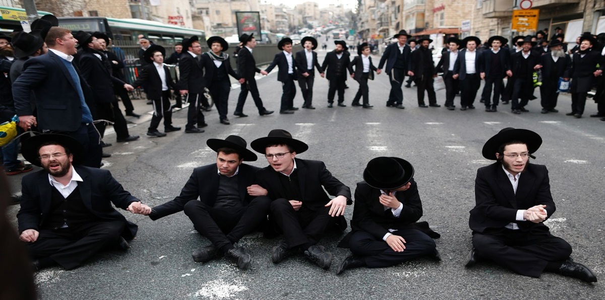 السلطات الكندية ترحّل مجموعة يهودية "مزعجة"