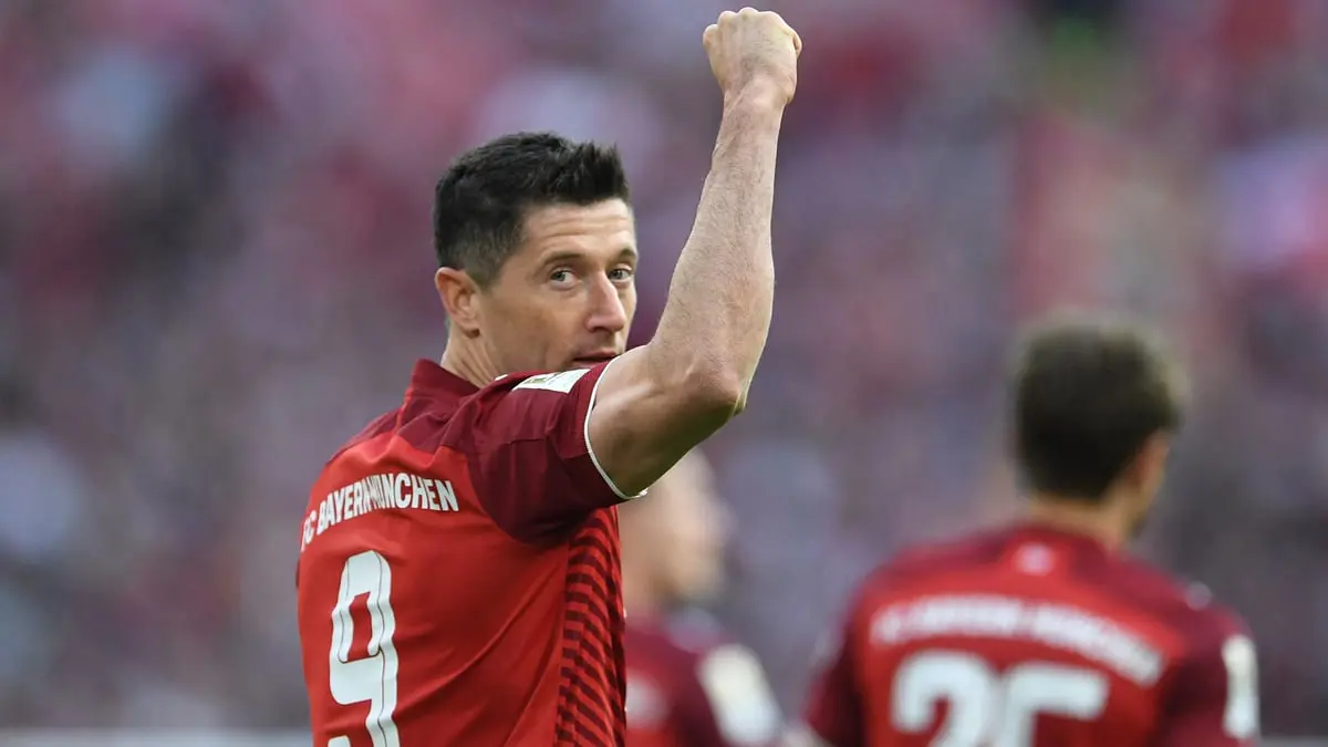 الصحف الرياضية: 5 أيام من الغضب لريال مدريد.. ليفاندوفسكي ممنوع من الرحيل.. ومودريتش إلى الأبد (صور)