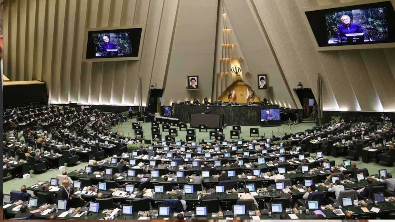 توتر وصدام حاد في البرلمان الإيراني حول اتفاق محتمل لإعادة "تيليغرام"