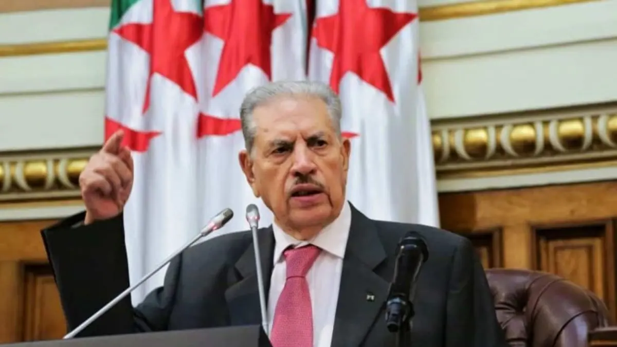 الجزائر تتهم "بقايا الاستعمار" بعرقلة تقاربها مع باريس‎ 