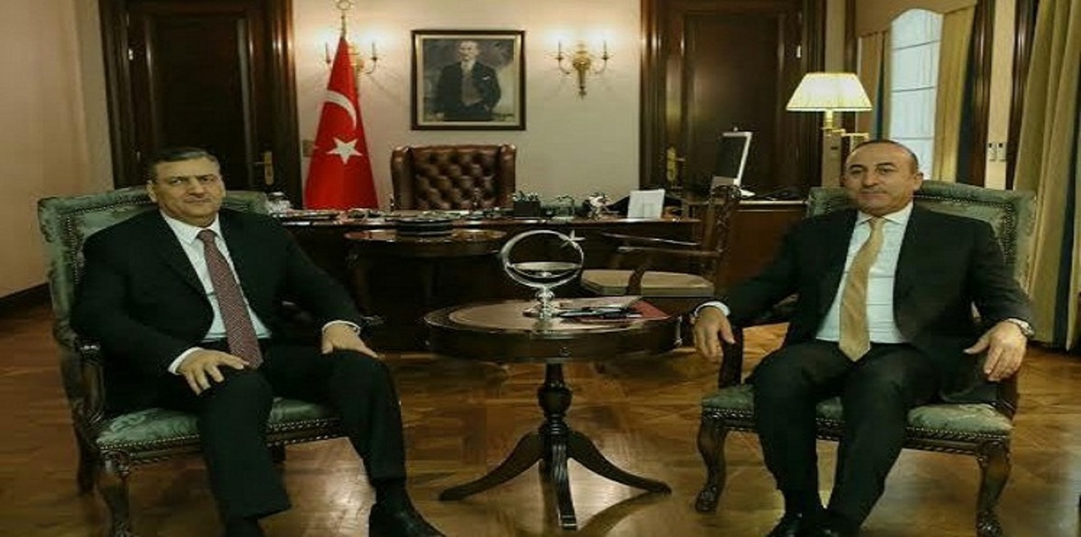 أوغلو يبحث مع حجاب آخر التطورات في سوريا