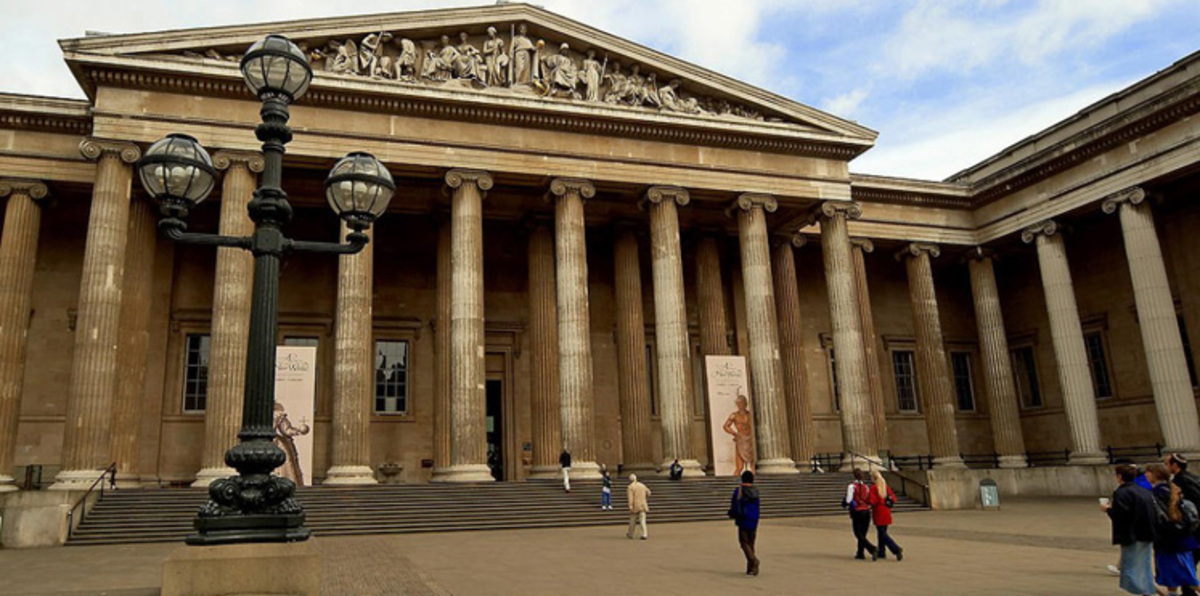 بالصور.. اكتشاف مجوهرات أثرية لا تقدّر بثمن في بريطانيا