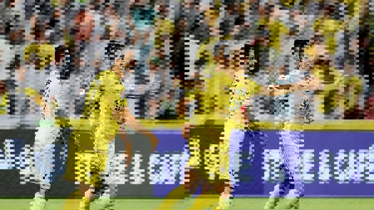 نادي العين الإماراتي يستفسر عن ضم ليما ويسابق الزمن للتعاقد مع لاعب سوبر