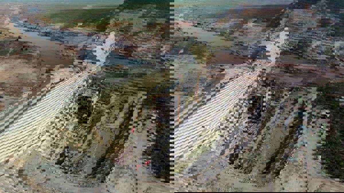 في توافق مع موقف مصر .. السودان: "كل الخيارات مفتوحة" بشأن سد النهضة (فيديو)