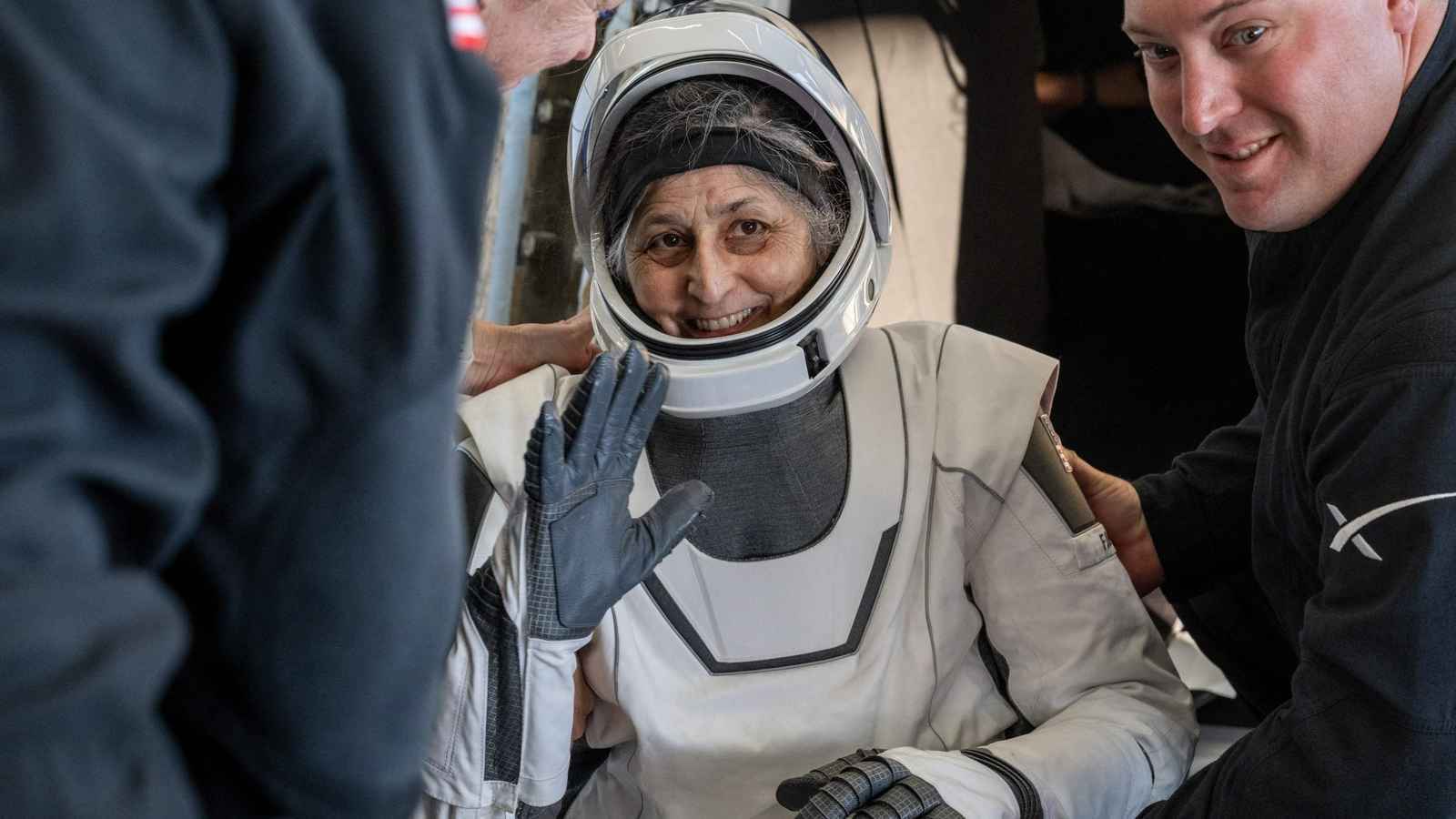 بعد مهمة 286 يوماً.. قلق على صحة رائدة فضاء (فيديو)