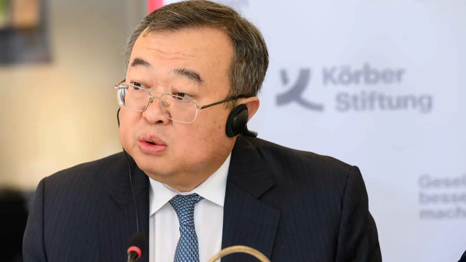 وزير خارجية محتمل.. الصين تعتقل دبلوماسياً رفيعاً فور وصوله إلى بكين