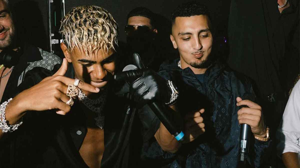 غضب ومطالبات بمحاسبته.. أول صور لنساء وأقزام حفل لامين يامال السري (شاهد)